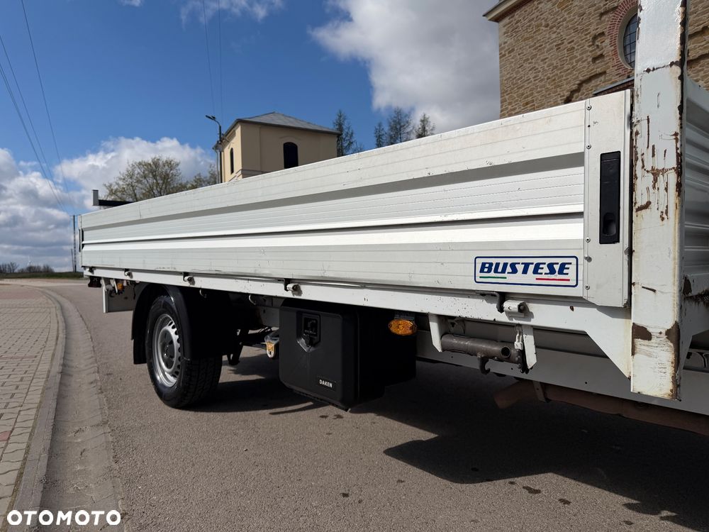 Mercedes-Benz Sprinter - 27