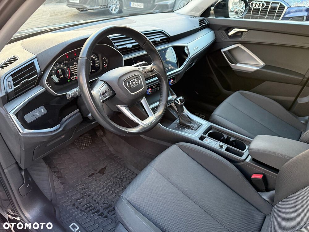 Audi Q3 - 11