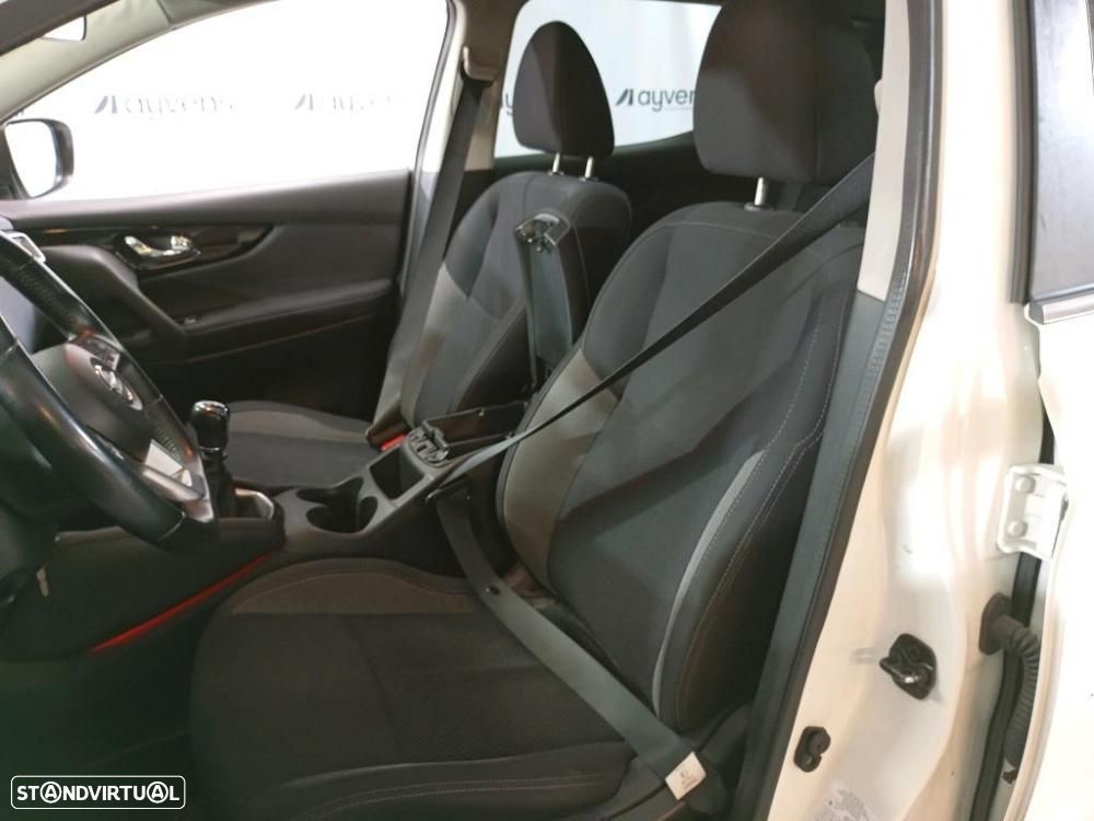Nissan Qashqai 1.6 dCi Acenta 4x4i - 6