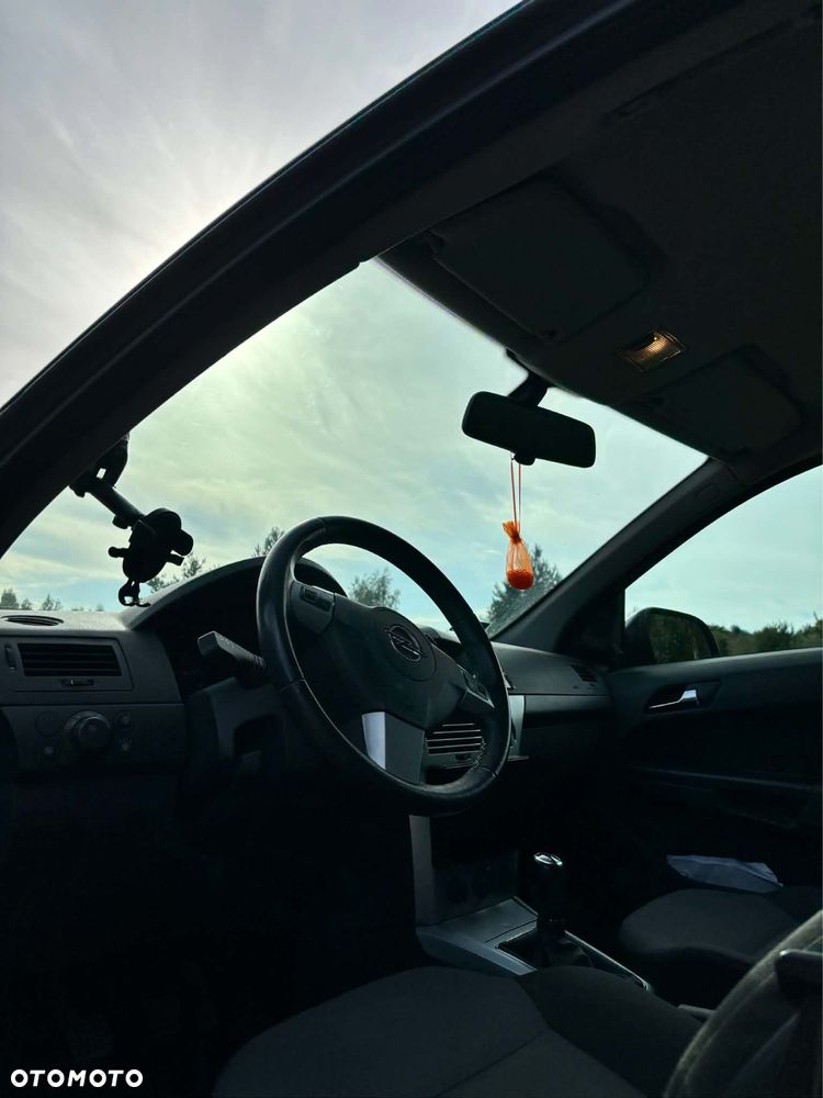 Opel Astra 1.4 - 3