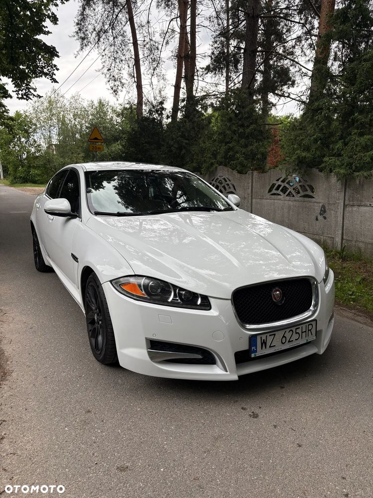 Jaguar XF - 7