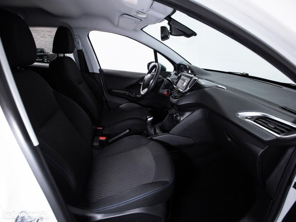 Peugeot 208 1.2 PureTech Allure - 9