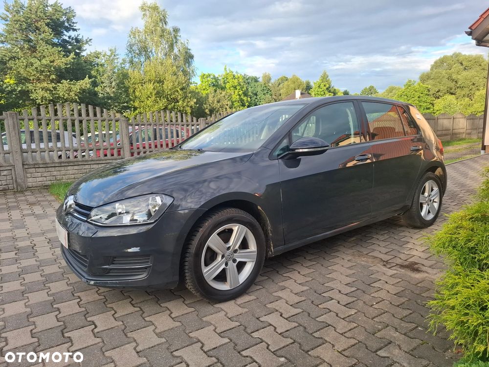 Volkswagen Golf - 10
