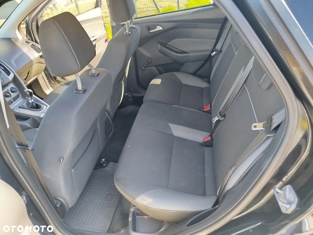 Ford Focus 1.6 TDCi Ambiente Start - 10