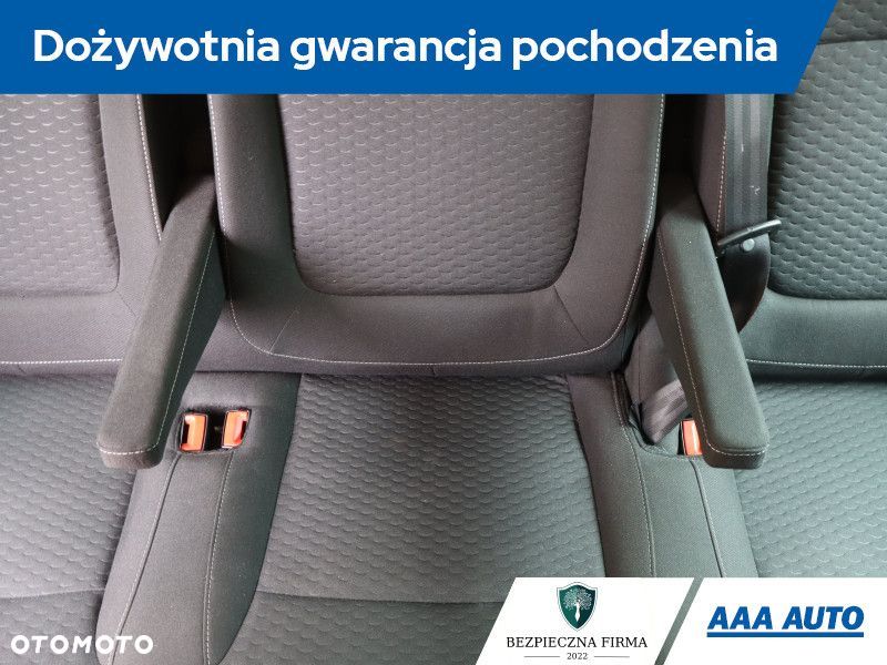 Opel Vivaro - 11