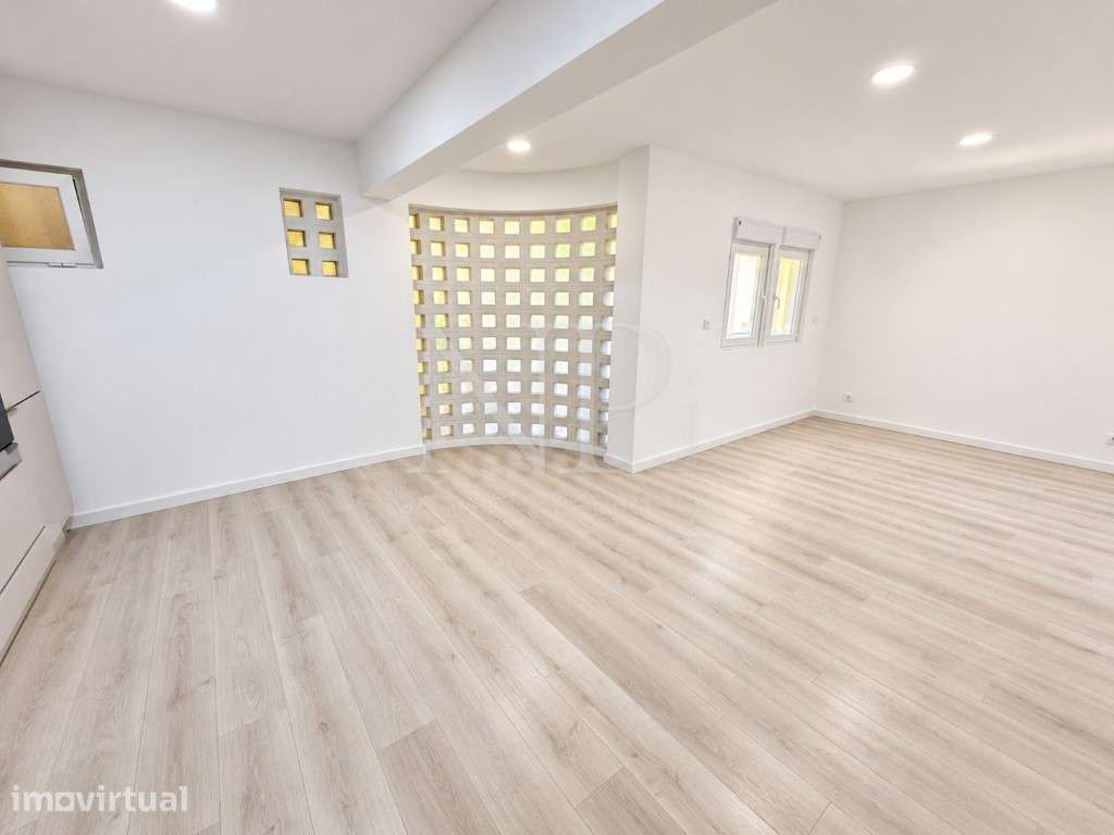 T3 remodelado com suite, junto a Telheiras | Alvalade - Grande imagem: 5/21