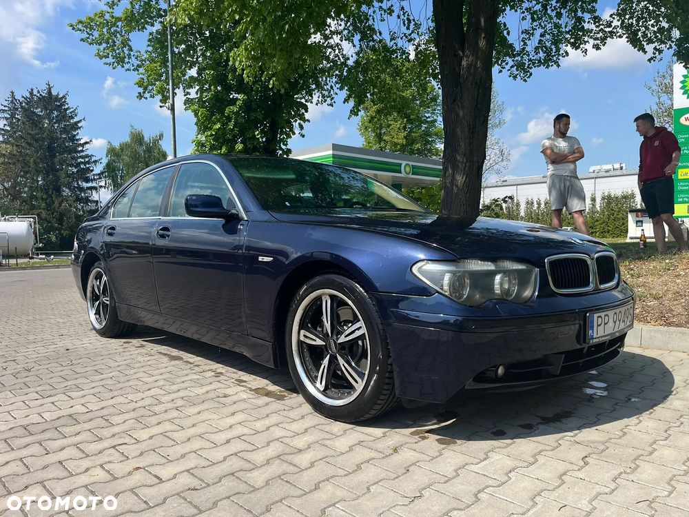 BMW Seria 7 740d - 23