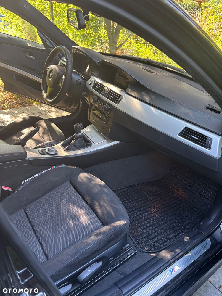 BMW Seria 3 330d - 15