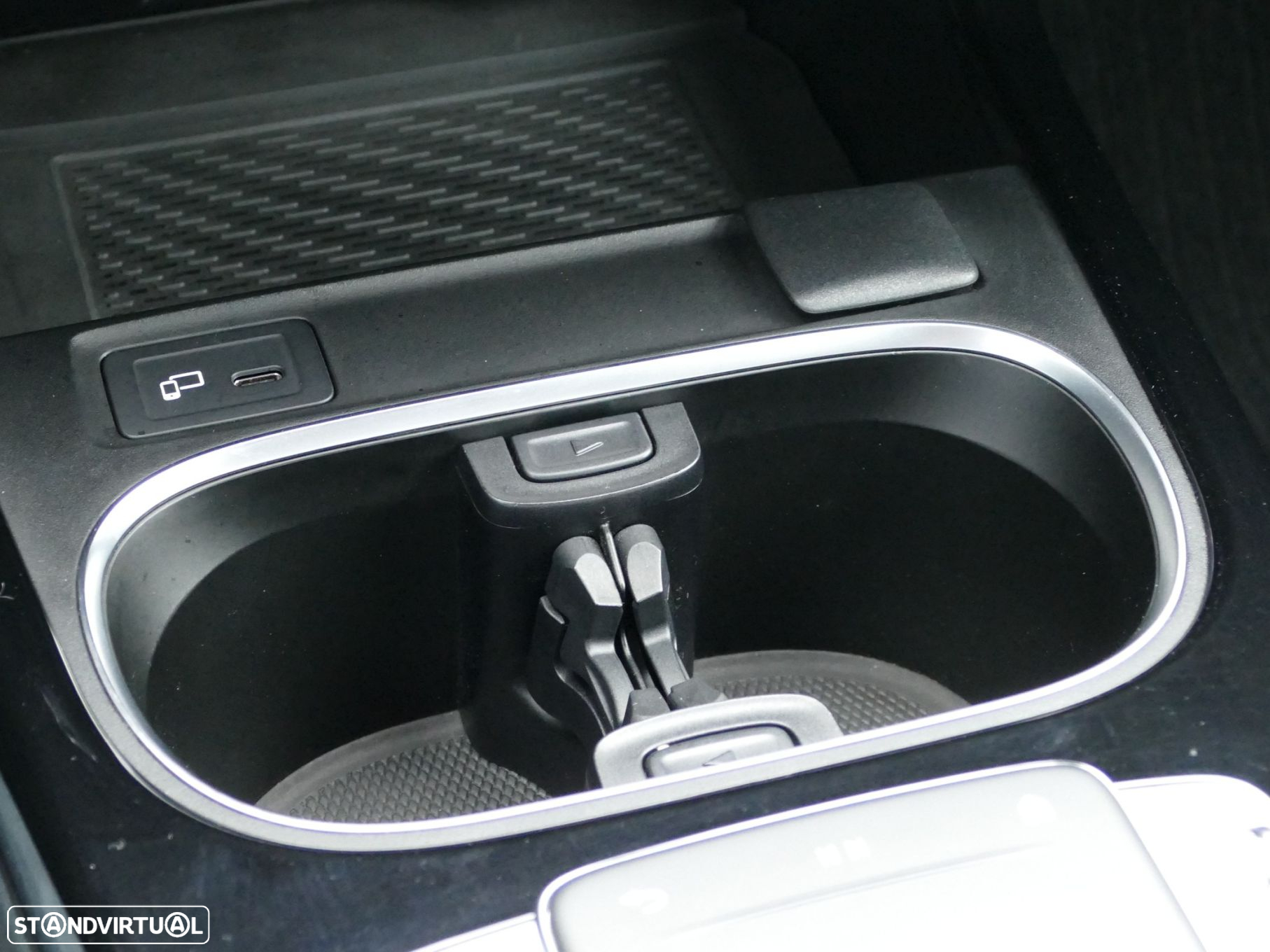 Mercedes-Benz A 250 e Progressive - 22