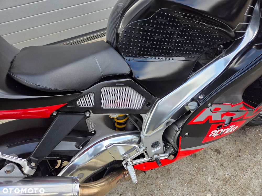 Aprilia RSV - 22