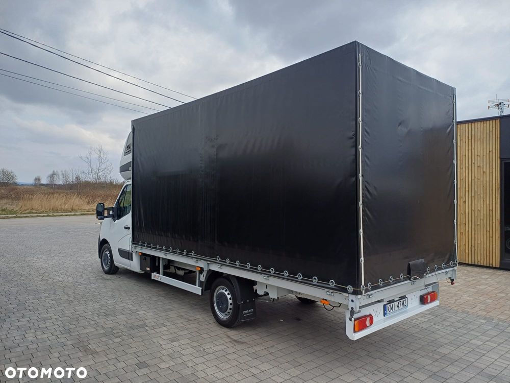 Renault Master 10 palet 2021r. kabina XXL - 10