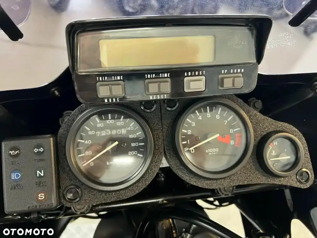 Honda XRV - 35