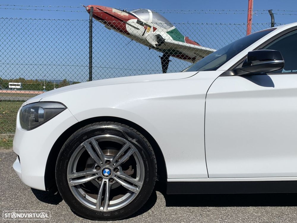 BMW 116 d EDynamics Line Sport - 42