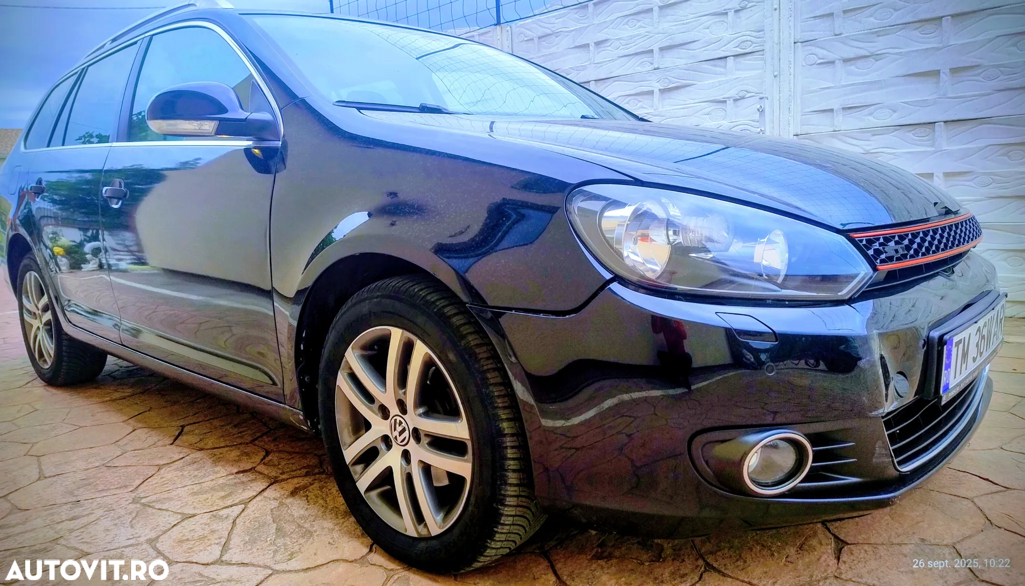 Volkswagen Golf - 2