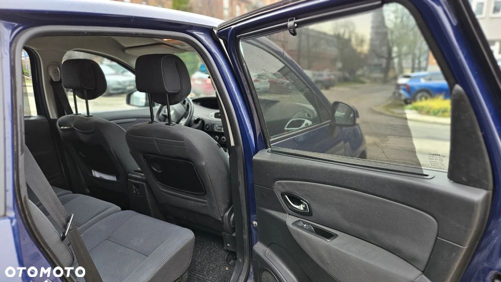 Renault Scenic 1.6 16V 110 Expression - 19