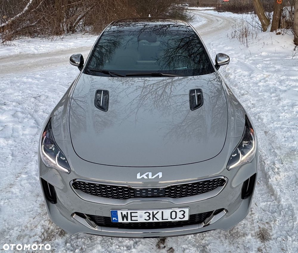 Kia Stinger - 8