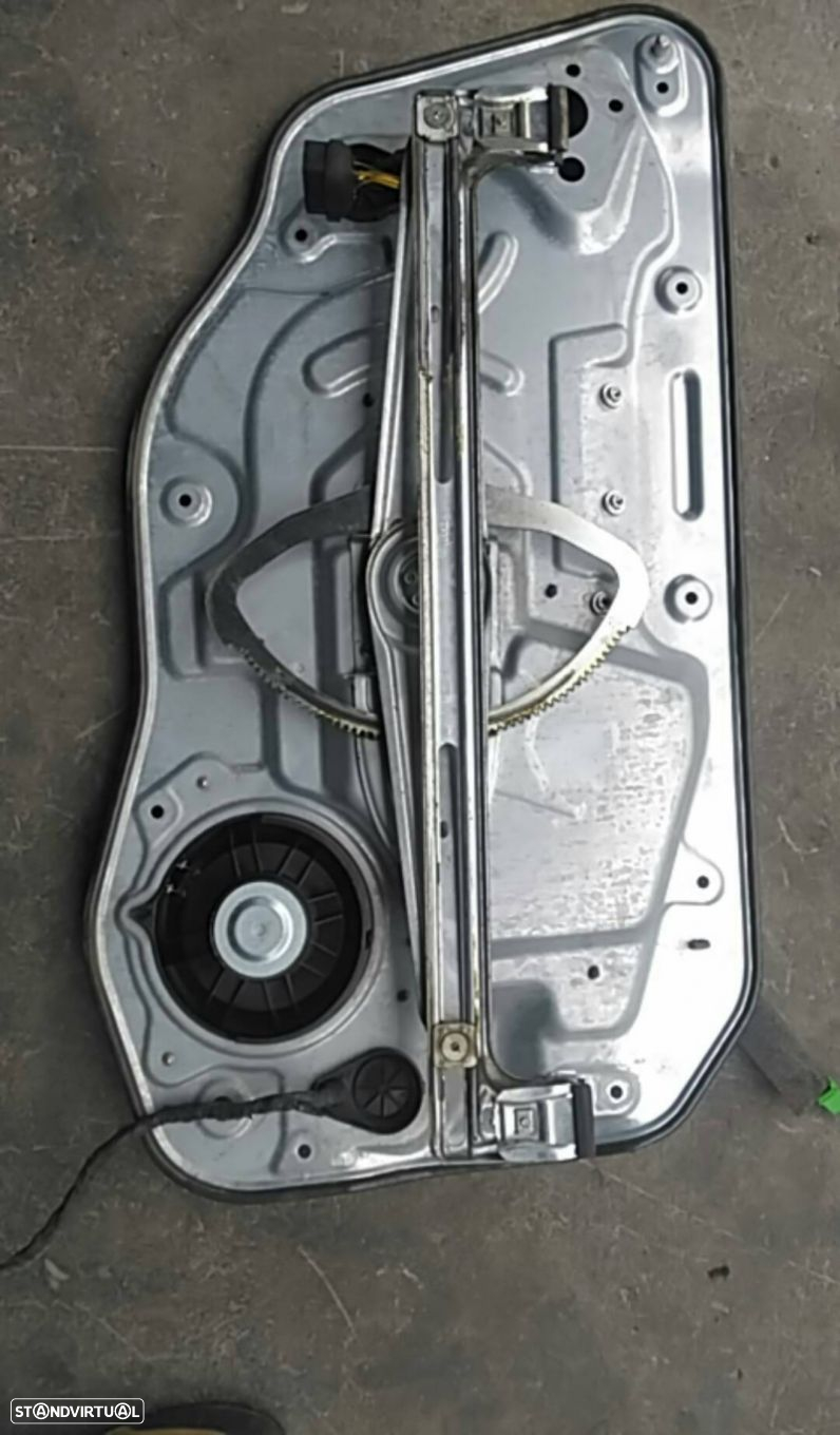 Elevador Elect Fte Dto Volvo V50 (545) - 4