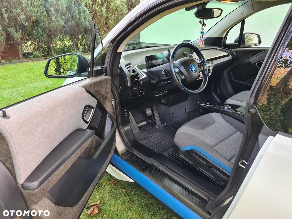 BMW i3 (Range Extender) - 9