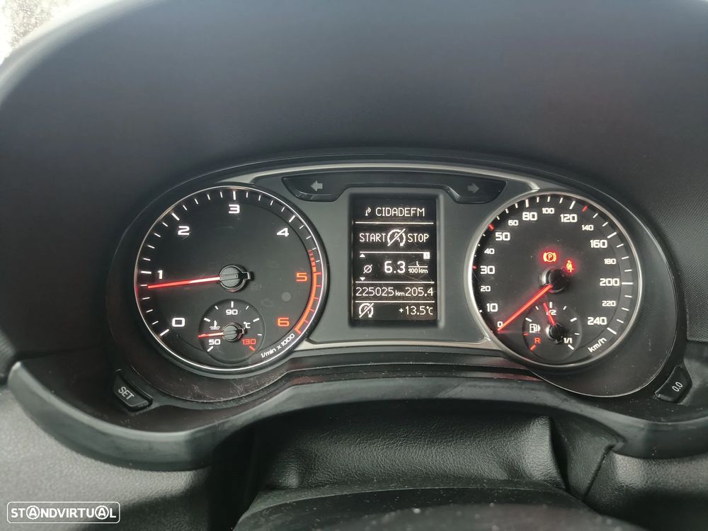 Audi A1 Sportback 1.6 TDI S line Sport Pack - 5