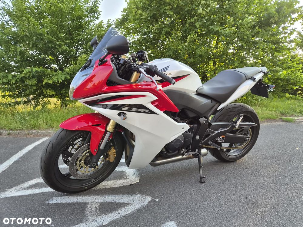Honda CBR - 1