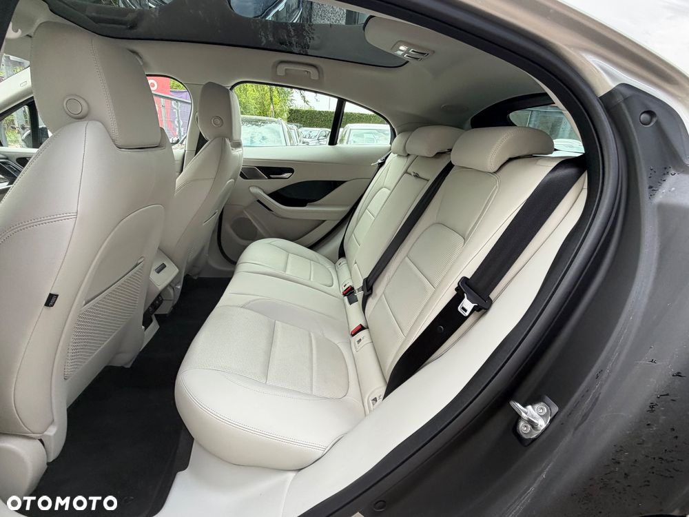 Jaguar I-Pace EV400 90kWh AWD R-Dynamic SE - 31