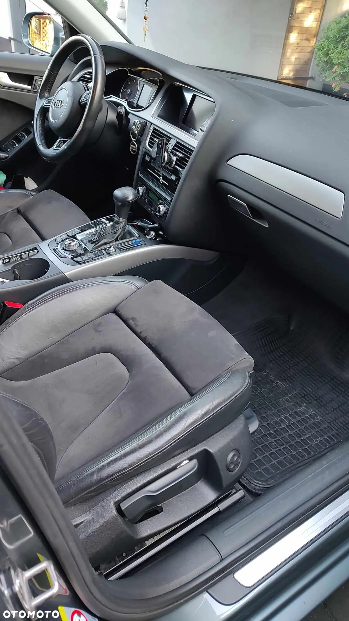 Audi A4 Avant 2.0 TDI DPF multitronic Attraction - 23