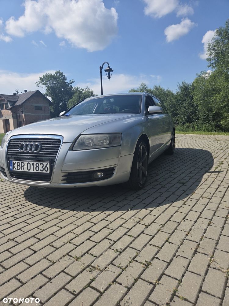 Audi A6 Avant - 1
