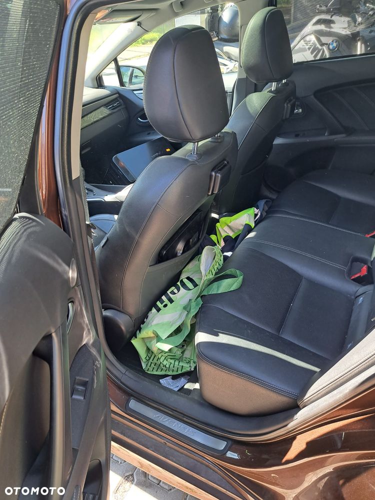 Toyota Avensis 2.0 Prestige MS - 7