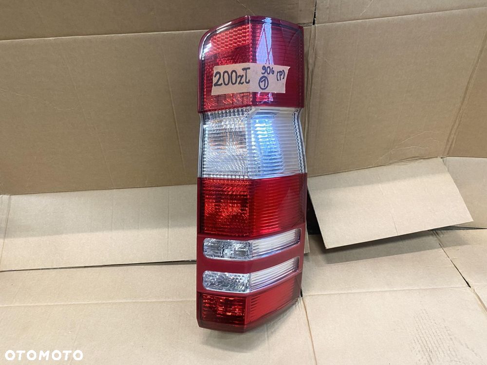 SPRINTER 906 06- LAMPA TYLNA PRAWA Z WKŁADEM ORYGINALNA - 1