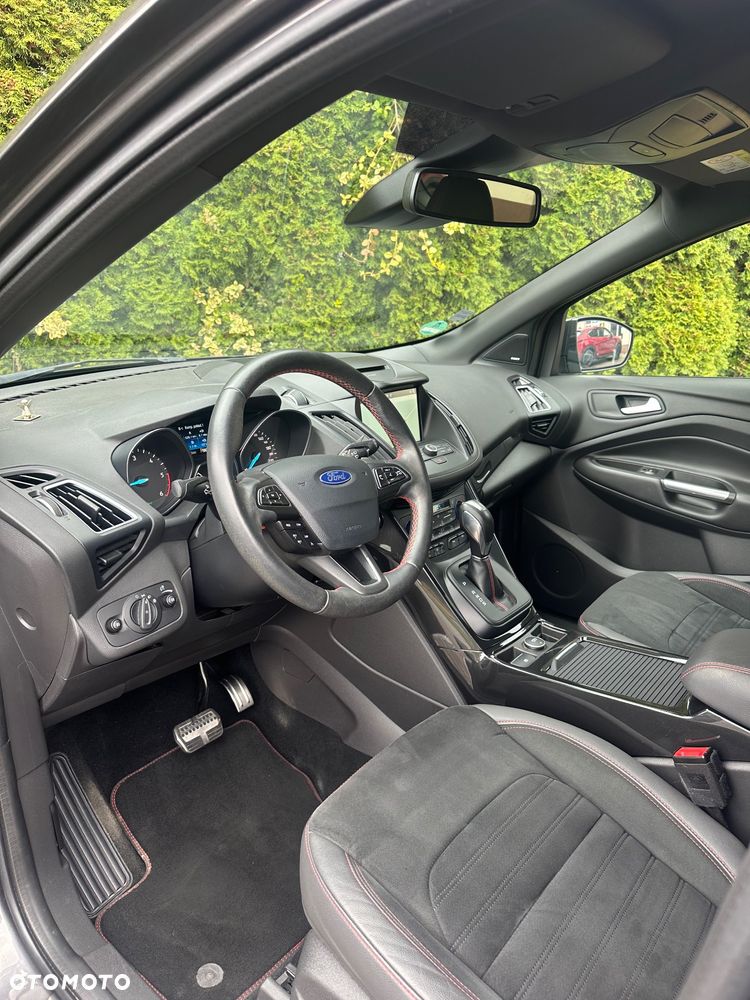 Ford Kuga 2.0 EcoBlue 4x4 ST-LINE - 16