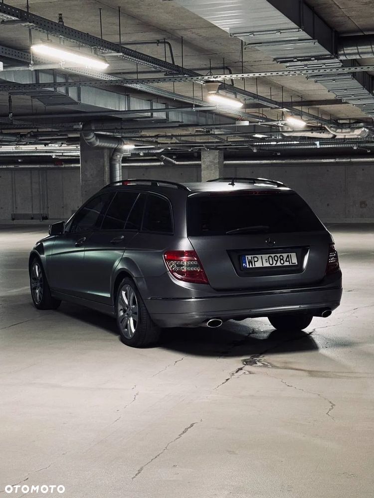 Mercedes-Benz Klasa C 350 T CDI DPF 4Matic 7G-TRONIC BlueEFFICIENCY Elegance - 5