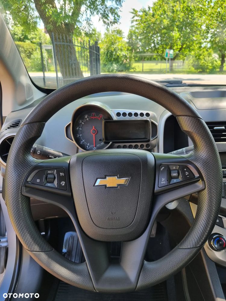 Chevrolet Aveo 1.2 LS - 3