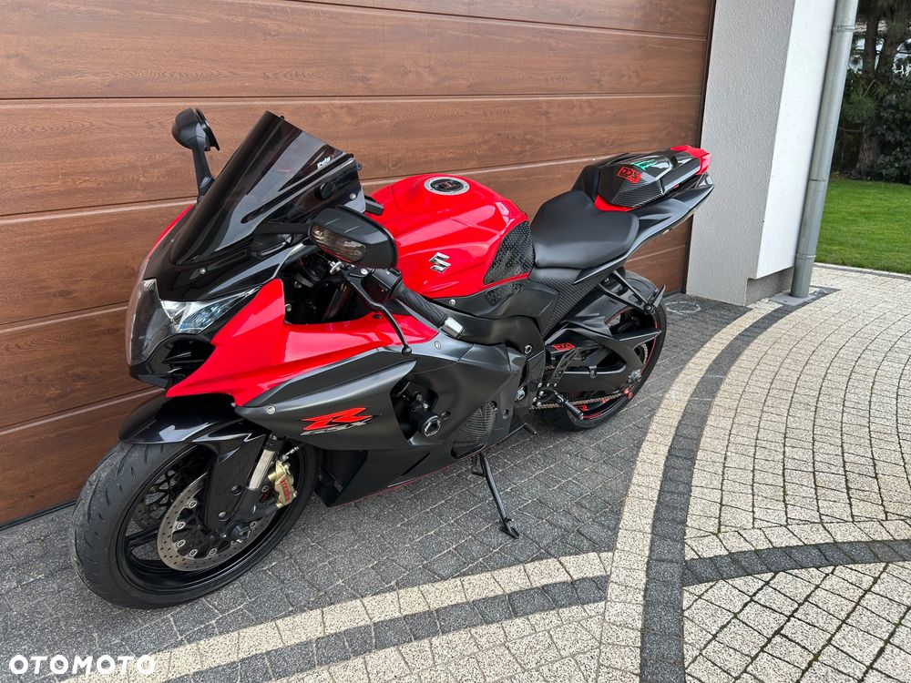 Suzuki GSX-R - 19