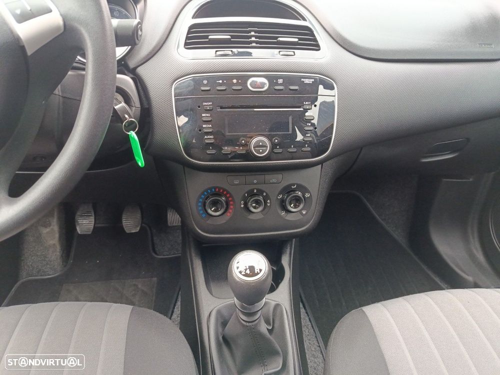 Fiat Punto 1.2 Easy S&S - 11