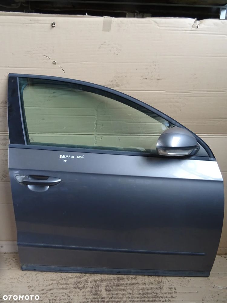 Drzwi prawy przód VW Passat B6 kombi - 2