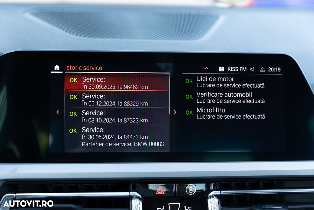 BMW Seria 3 318i AT - 8