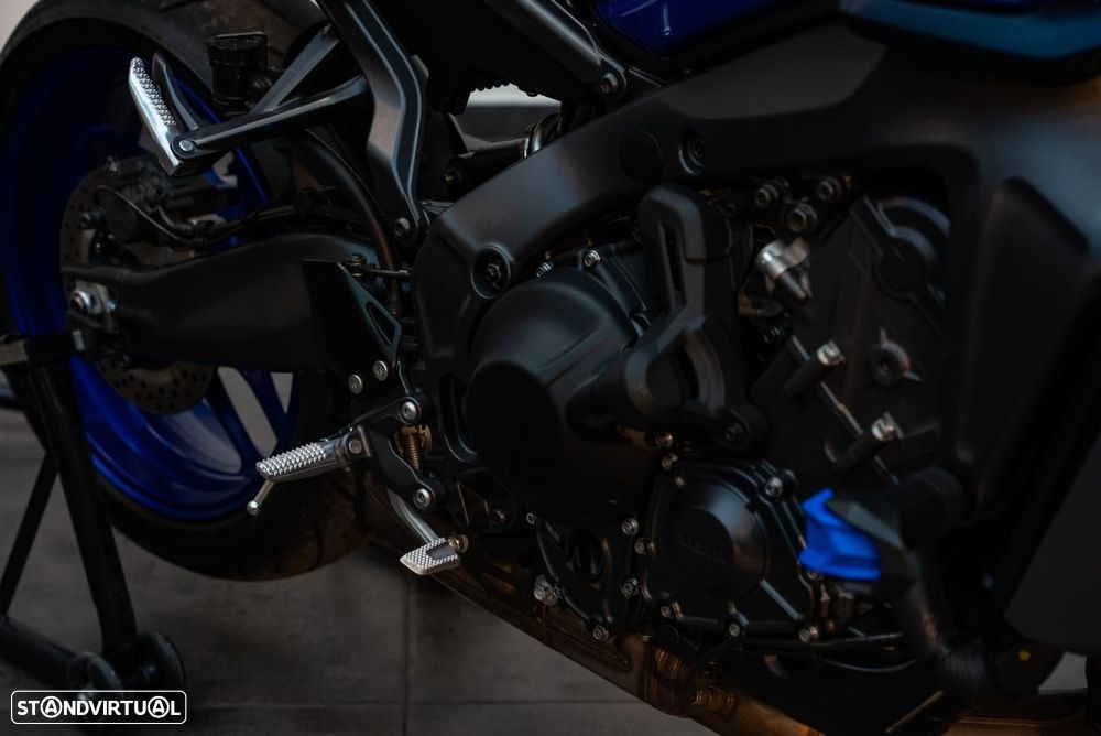 Yamaha MT-09 Y-AMT - 14