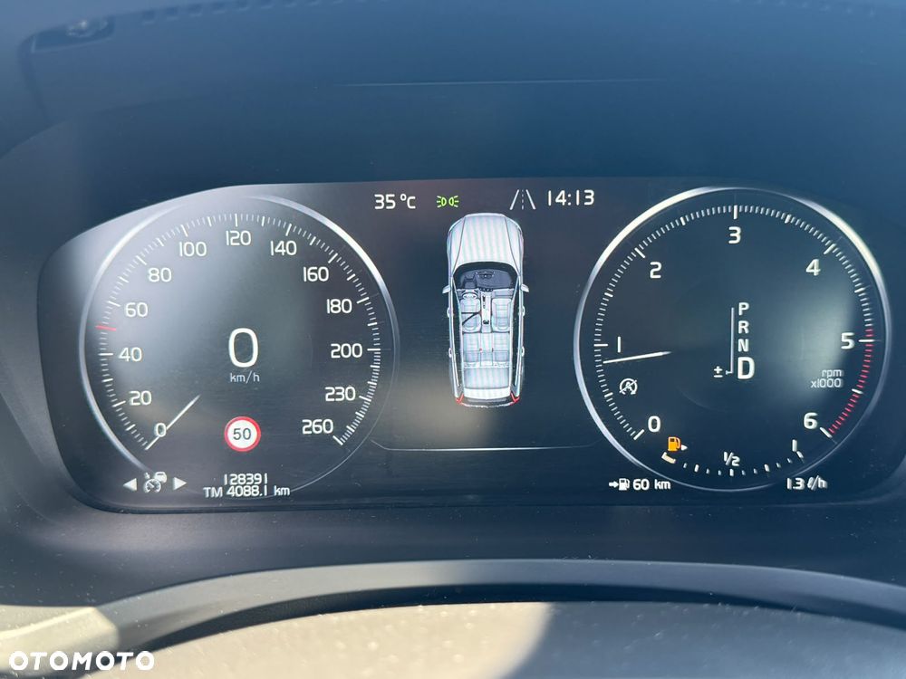 Volvo V60 D4 Geartronic R-Design - 10