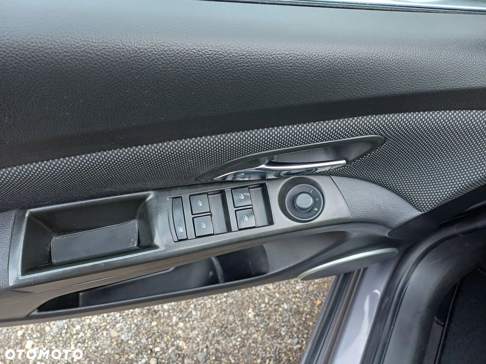 Chevrolet Cruze 1.8 LT+ - 15