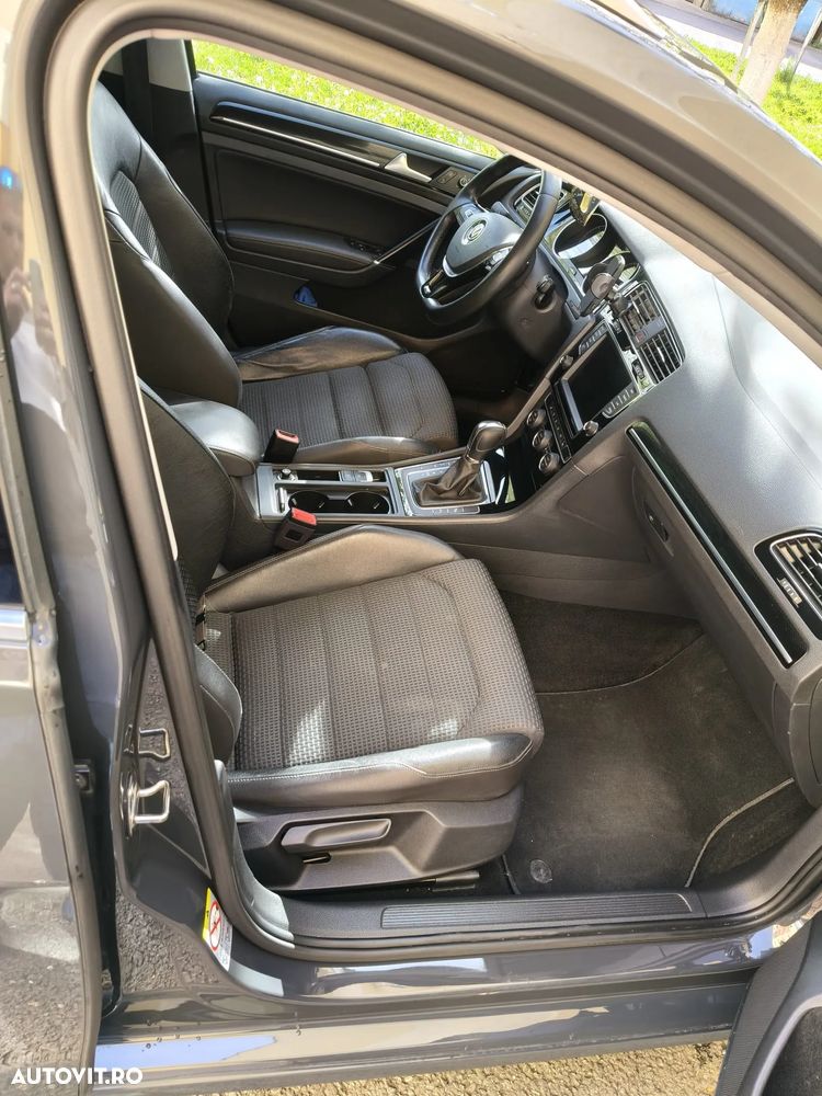 Volkswagen Golf 2.0 BlueTDI DSG Highline - 14