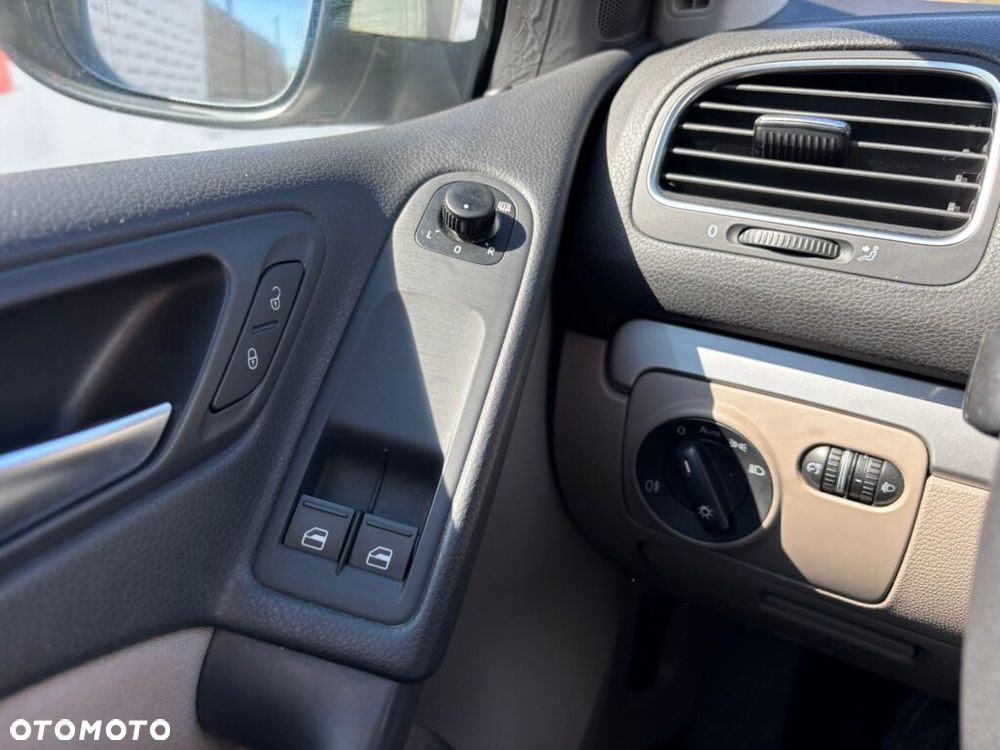 Volkswagen Golf 1.2 TSI Trendline - 8
