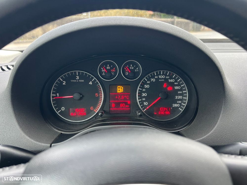 Audi A3 Sportback 1.9 TDi Advance - 17