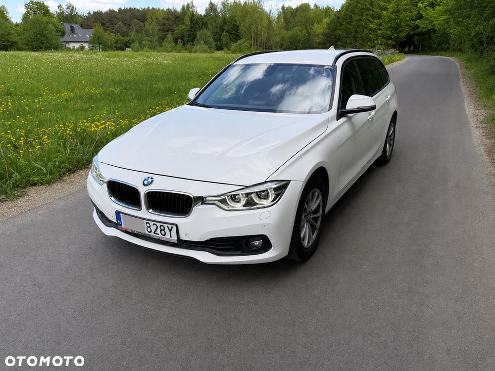 BMW Seria 3 318i - 7
