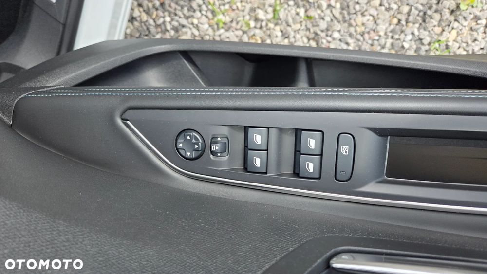 Peugeot 5008 BlueHDi 130 Crossway - 26