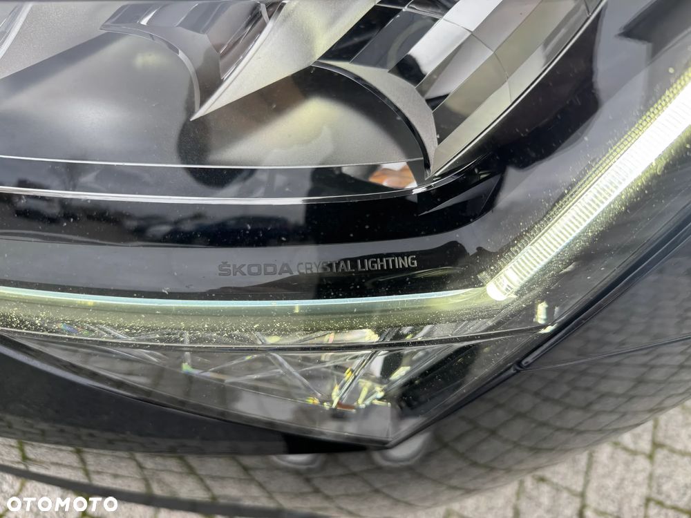 Skoda Superb 2.0 TDI DSG Ambition - 11