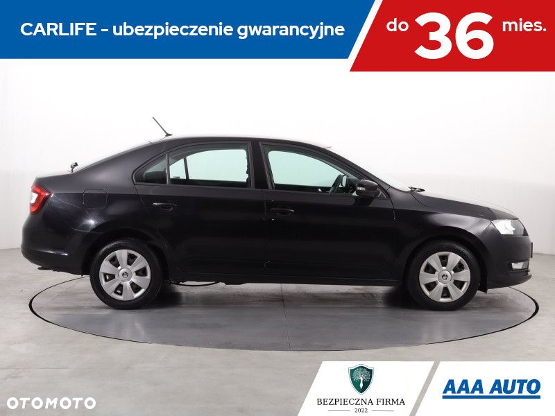 Skoda RAPID - 7