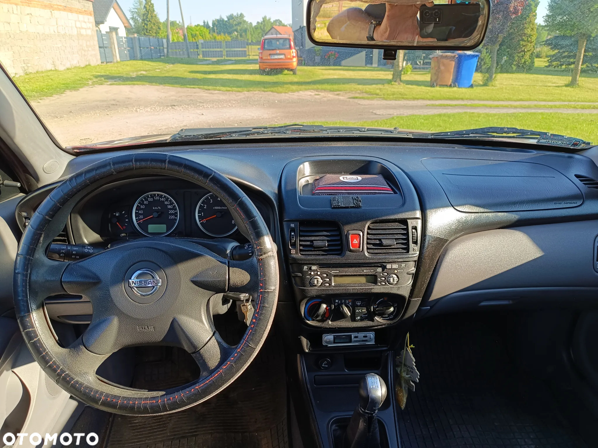 Nissan Almera II 1.5 Base - 5