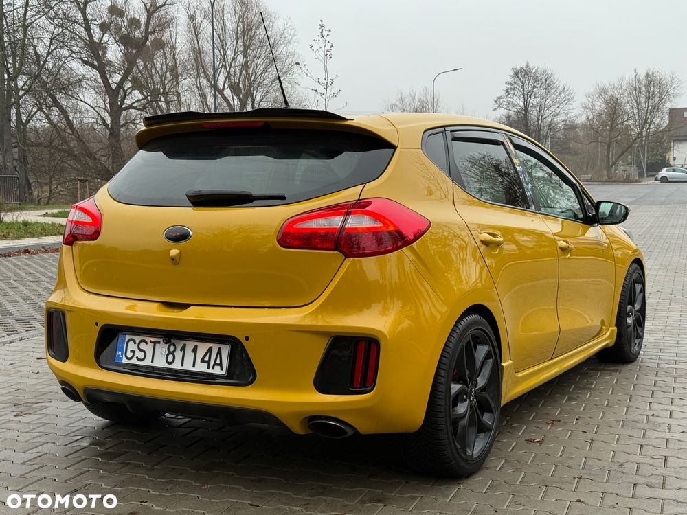 Kia Ceed 1.6 T-GDI GT-Track - 10