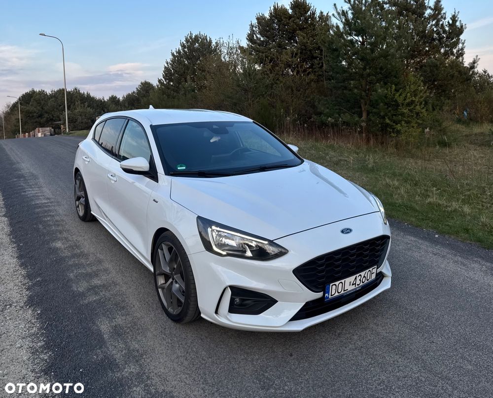 Ford Focus 1.5 EcoBlue Start-Stopp-System ST-LINE - 4