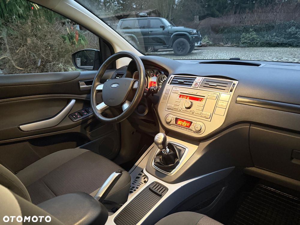 Ford Kuga 2.0 TDCi 4x4 Trend - 13